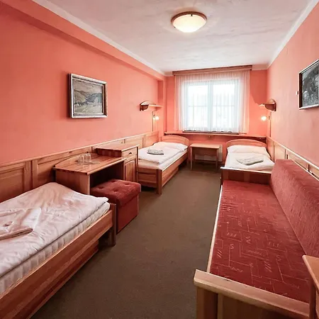 Hotel Závrší *