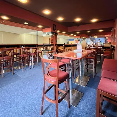 Hotel Závrší *