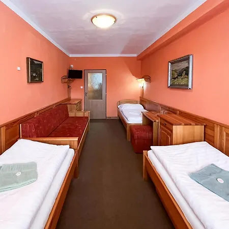 Hotel Závrší *
